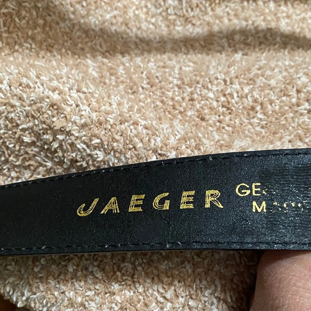 Elegant Gold and Black Women's Belt